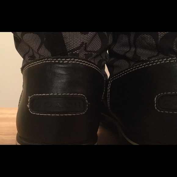 Coach Winter Boots - Picture 7 of 7